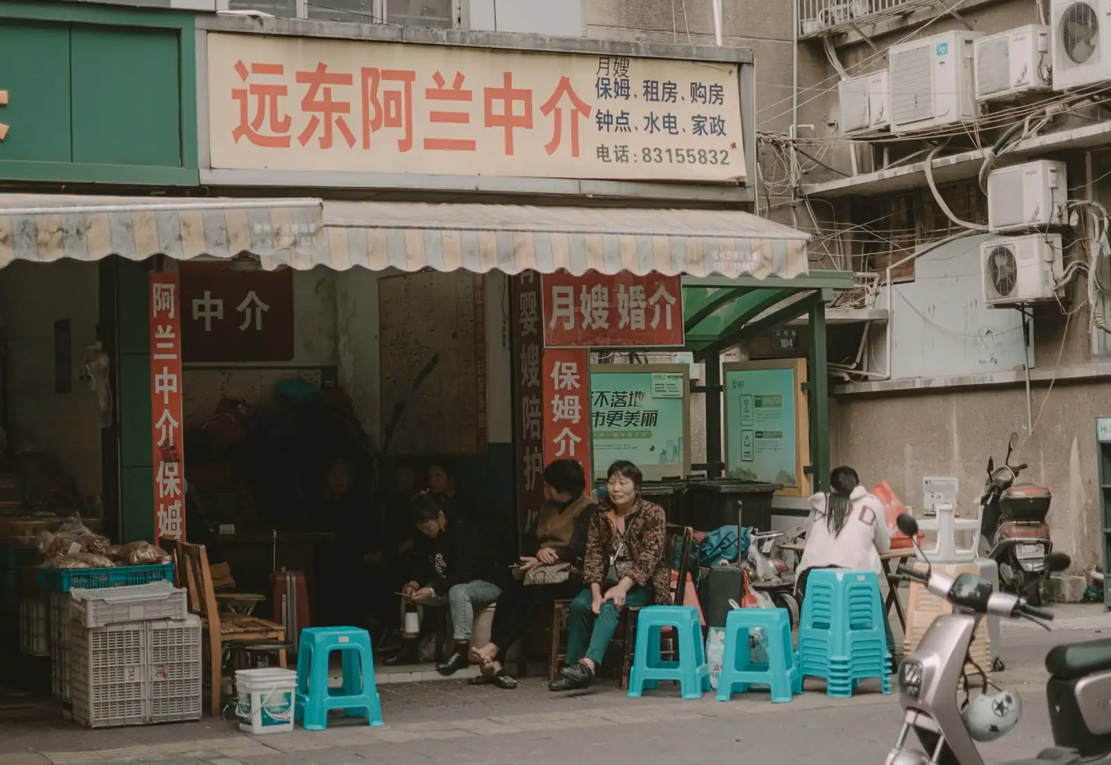 乐取驿站智能寄存柜产品型号参数与场景适配分析