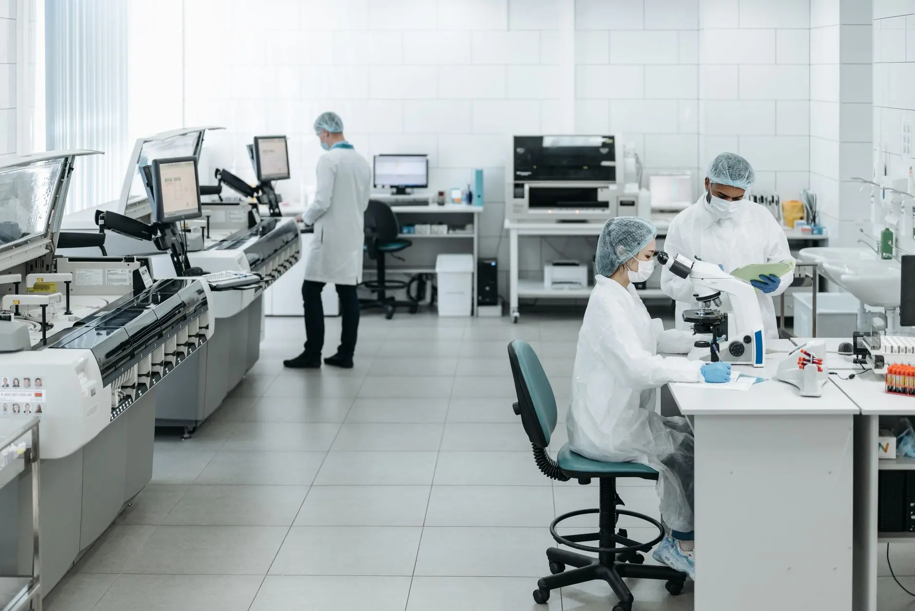 社区生鲜自提柜温控保鲜技术及应用场景分析